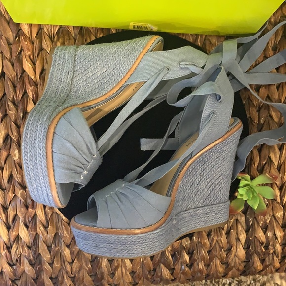 Gianni Bini Heels size 7.5 - Picture 6 of 9